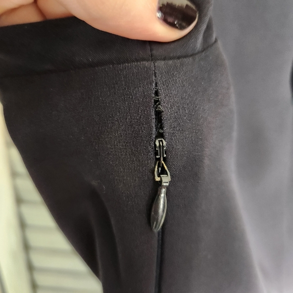 Krizia 100% silk lined tailored cap sleeve dress italian size 38 US 4 soft black - Picture 7 of 8